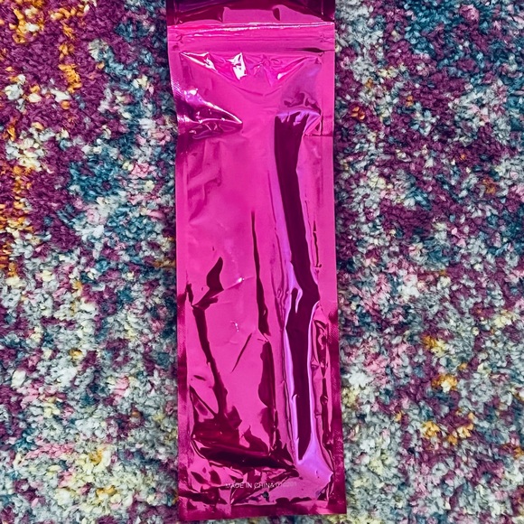 SHAINA B || Miami Fab - 5 Piece Essential Brush Set in Metallic Pink 💗NIB💗 - Picture 7 of 8